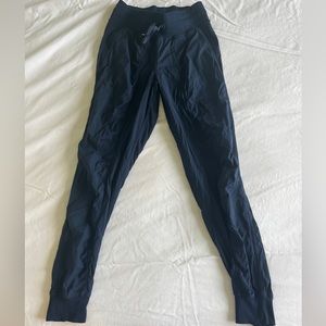 Lululemon dance studio jogger